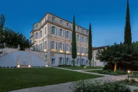 Chateau de Mazan, BW Premier Collection