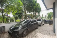 Pandu Raya Home - parking