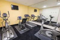 Quality Suites - Gym