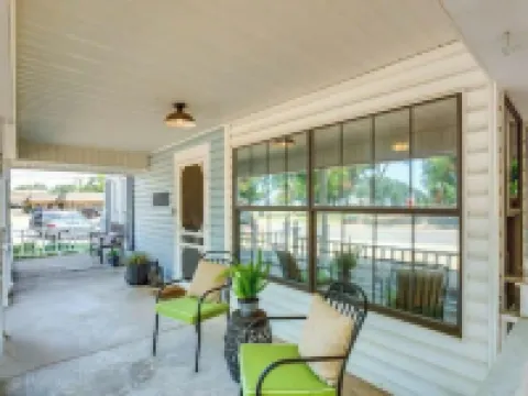 Steps to Downtown Canton & First Monday  - Pet & Family Friendly Pack n Play Hoteles en Canton