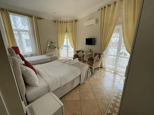 Lord's Residence Boutique Hotel - Bjergudsigt