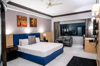 Hotel Pal Heights