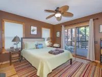 Entire Cabin in Lost River w/ fire pit + pet friendly! Hotels in Hardy County