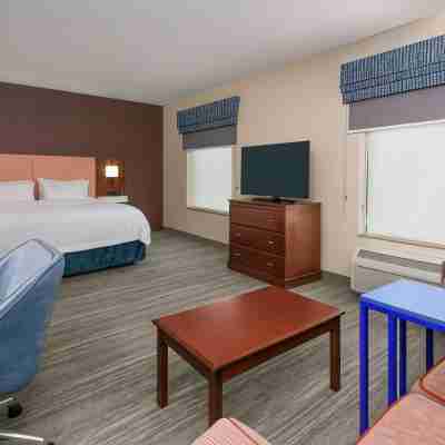 Hampton Inn Springfield South Enfield Rooms