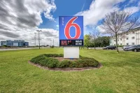 Motel 6 Burlington, on - Toronto West - Oakville