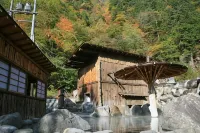 Shinzanso Hotel a Takayama