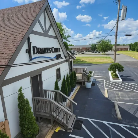 Drakes Creek Inn - Formerly the Relax Inn