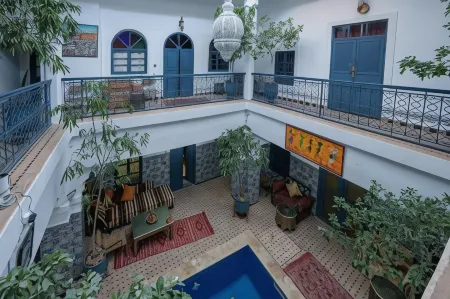 Riad Azalia