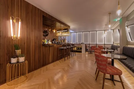 The Convo Porto Hotel & Apartment