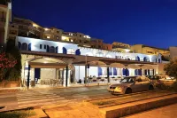 Hotel Meli فنادق في Lu Bagnu