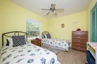 Key Lime Cottage 2 Bedroom Home Hotels in 