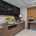 Hampton Inn & Suites Tampa Riverview Brandon Hotels in Palm River-Clair Mel