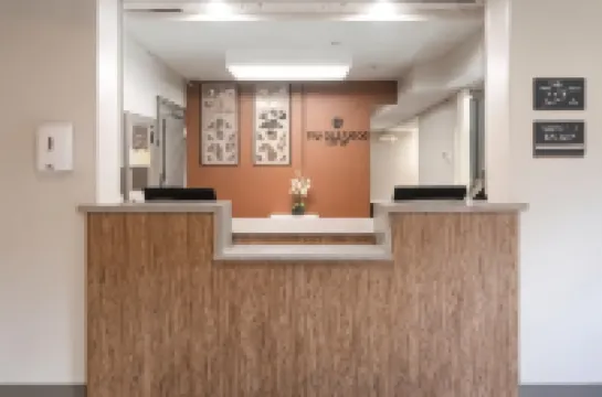 キャンドルウッド スイーツ イースト ランシング by IHG