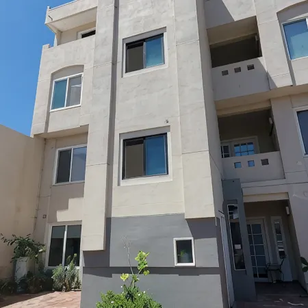 Modern 2 bedroom apartment by the bullring