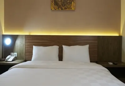 Omah Pawon Hotel Hotels near Alun-Alun Kediri