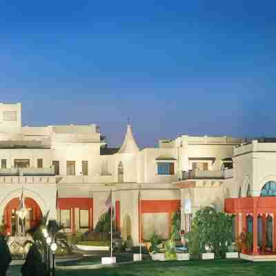 Noor-Us-Sabah Palace Hotel Exterior