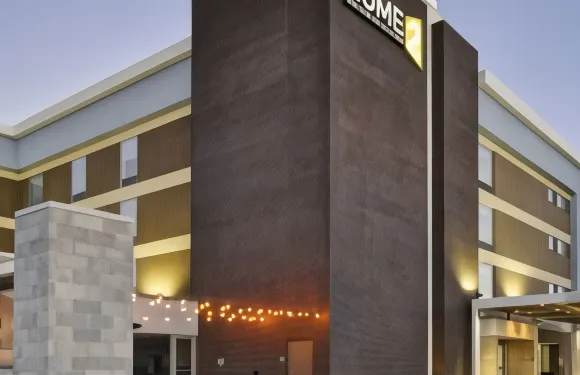 田納西朱麗葉山恆庭套房酒店