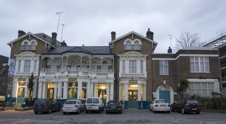 브리지 파크 호텔