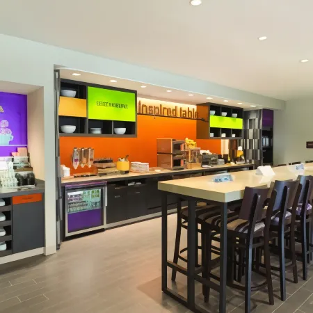 Home2 Suites by Hilton Bellingham Airport Отели рядом с Аэропорт Беллинэм