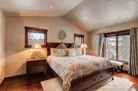 Mountain Modern Lodge, Ski/Golf, Hot Tub, Pool Table, Foosball, Poker Table