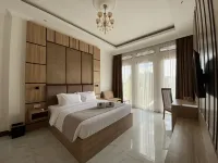 Toba Retreat Mansion and Villas Hotel dekat Bukit Move on Sipatungan