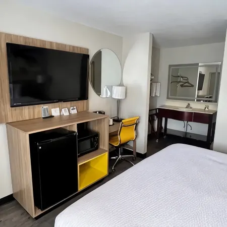 Days Inn by Wyndham DeFuniak Springs