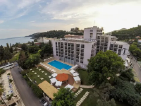 Hotel Tara Becici Hotels in Boreti