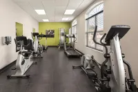 Country Inn & Suites by Radisson, Port Canaveral, FL - Kuntosalit