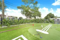 Luxury the Rock & Music Villa Miami!/ Baby Items/ BBQ/ Playground/ Work Area