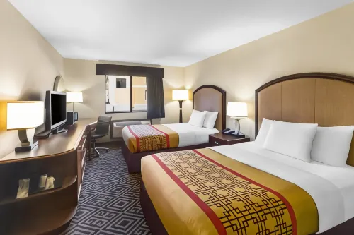 Travel Inn and Suites- Sikeston Miner I-55 Exit-67