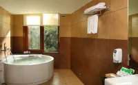 Vythiri Village - Romantic