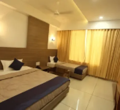 Hotel Avista - Unmarried Couples and Nri Not Allowed Hotels near Vadodara Jn