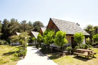 Jeju Log Park Hotels near Everis Golf & Resort