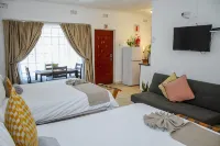 Thamalakane Guest House - Pensions