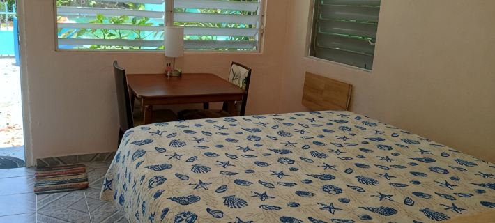Room w/ba AC Wi-Fi in Esperanza Apt. 1 Hotels in Vieques