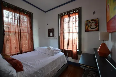 Michie Hostel Hotels in 