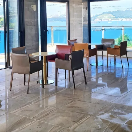 Blanc Hotel & Resort