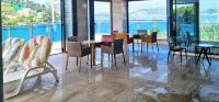 บลองค์ โรงแรม & รีสอร์ต