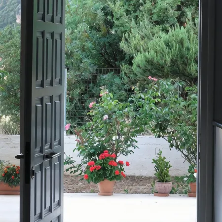 Filoxenia Hotel & Apartments