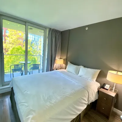 Lord Stanley Suites Các khách sạn gần Thủy cung Vancouver Aquarium