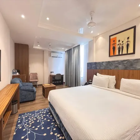 Pipul Padmaja Beach Inn