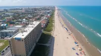 Sweeping 5th Floor Views - Direct Beach - Remodeled