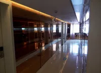 Pingyu Yijia Business Hotel
