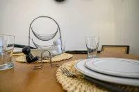 Seclusion, Privacy and 2 bedroom Luxury in Glyfada