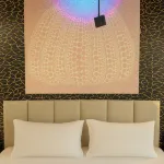 Meisu Melatin Art Hotel (Wuhu Pedestrian Street Jinghu Park Branch)