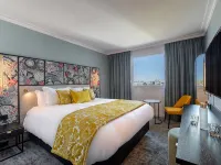 voco Paris Montparnasse by IHG Hôtels à proximité de : Cesar Palace