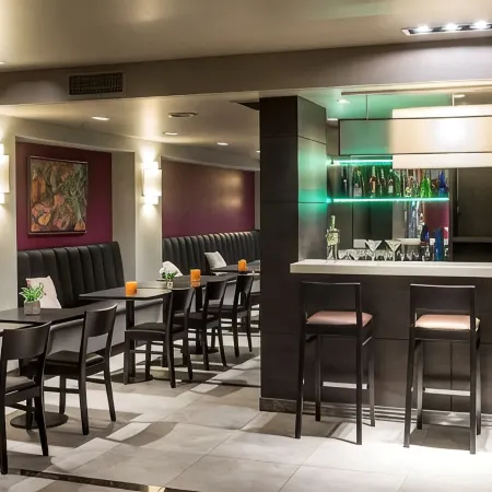 Arc Arenales Studios & Suites