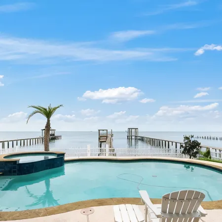 Kemah's Bayfront Getaway with Pool