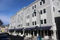Mystic Area Waterfront with Amazing Views - WiFi
