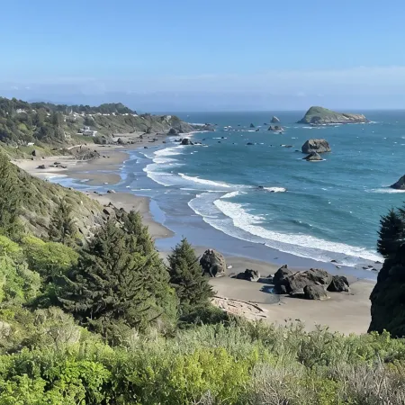 A Romantic Getaway at the "White Water Cove" At Ocean View Rainbow Rock!